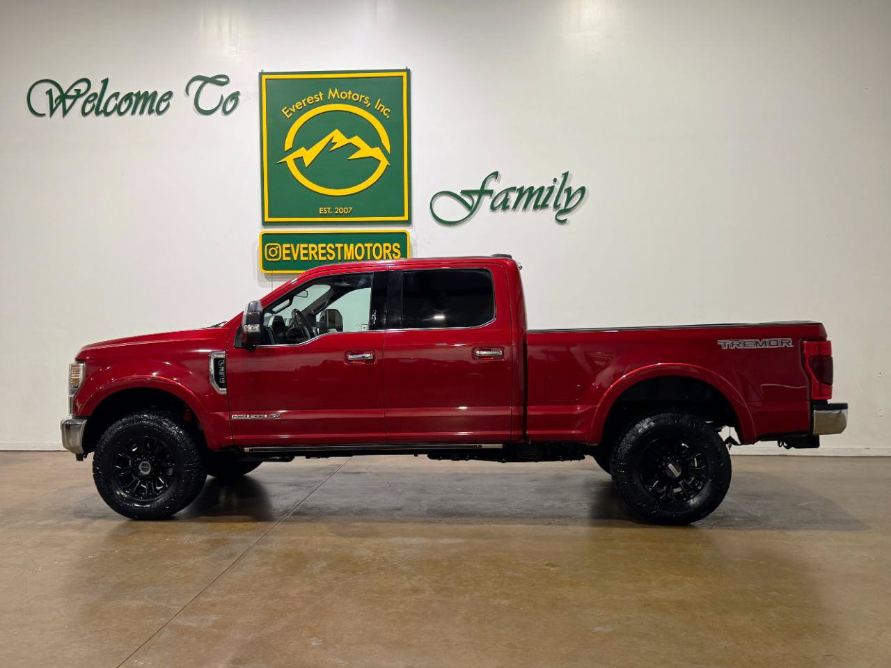 Used 2022 Ford F350 King Ranch w/ Tremor Off-Road Package AWD/4WD image 5