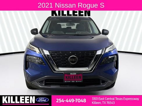 Used 2021 Nissan Rogue S FWD image 2