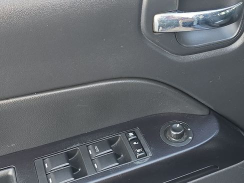 Used 2015 Jeep Patriot Sport w/ Power Value Group FWD image 15