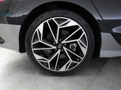 Used 2024 Hyundai Ioniq 6 Limited RWD image 21