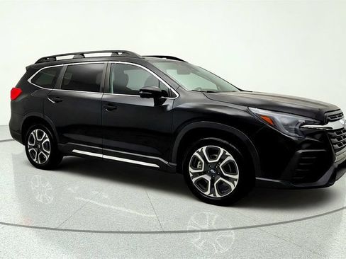 Used 2023 Subaru Ascent Limited AWD/4WD image 3