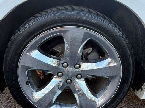 Used 2014 Dodge Charger SXT image 31