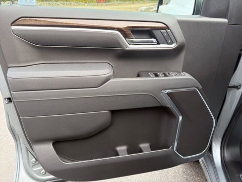 New 2026 GMC Sierra 1500 Elevation image 12