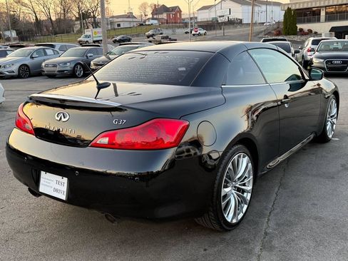 Used 2012 INFINITI G37 Convertible w/ Premium Pkg RWD image 10