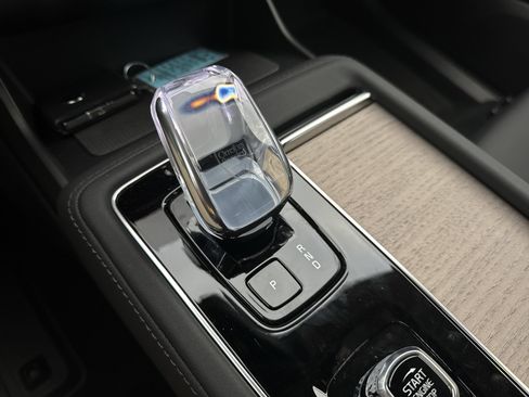 New 2026 Volvo XC90 B6 Plus w/ Protection Package Premier image 16