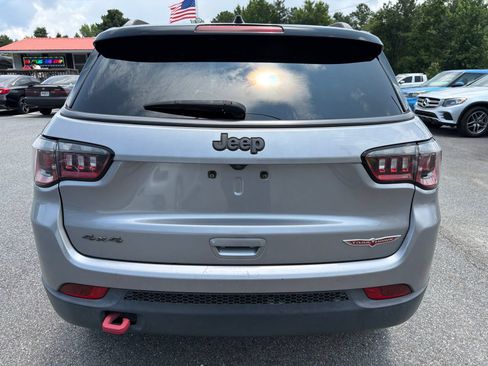 Used 2019 Jeep Compass Trailhawk AWD/4WD image 5