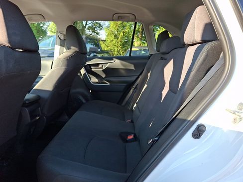 Used 2019 Toyota RAV4 LE w/ All Weather Liner Package AWD/4WD image 10