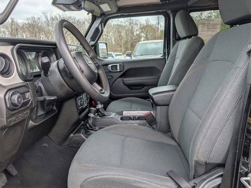 Used 2024 Jeep Wrangler Sport S image 22