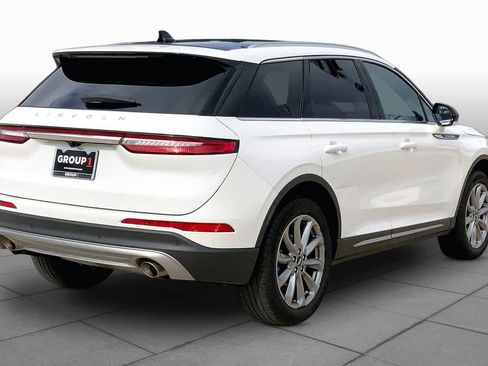 Used 2022 Lincoln Corsair AWD w/ Premium Package image 12