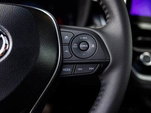 Certified 2025 Toyota Corolla SE w/ SE Premium Package image 15