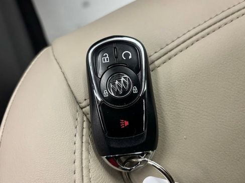 Used 2019 Buick Encore Essence w/ Safety Package II AWD/4WD image 36