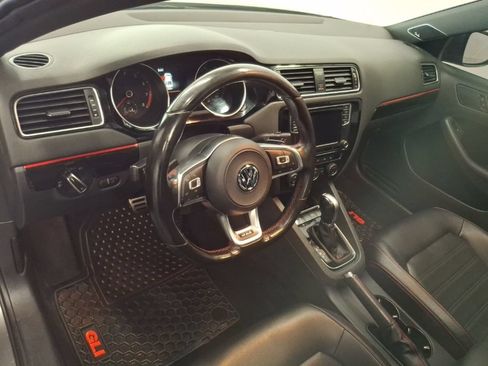 Used 2018 Volkswagen Jetta GLI FWD image 17
