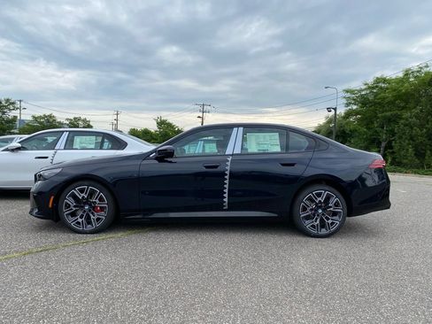 New 2026 BMW i5 M60 w/ Executive Package AWD/4WD image 4