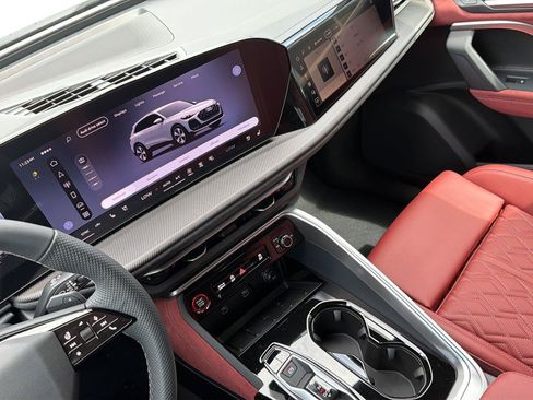 New 2026 Audi SQ5 Premium Plus AWD/4WD image 36