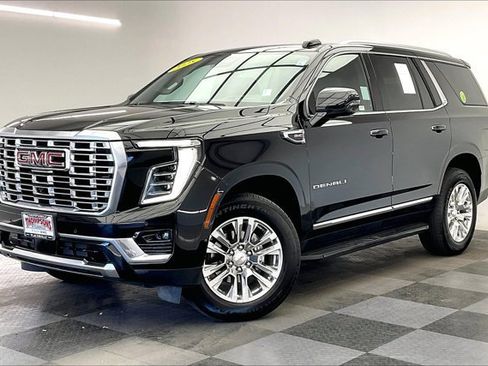 Used 2025 GMC Yukon Denali image 12