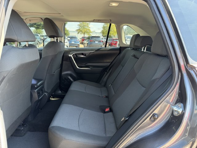Used 2025 Toyota RAV4 XLE w/ Convenience Package FWD image 26