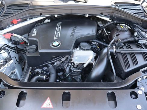 Used 2016 BMW X3 xDrive28i AWD/4WD image 40