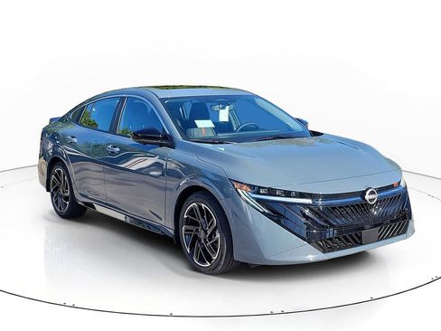 New 2026 Nissan Sentra SR image 1