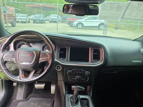 Used 2019 Dodge Charger Scat Pack w/ Dynamics Package image 5