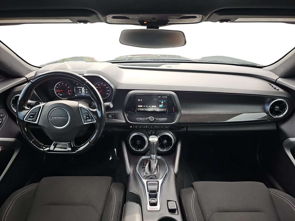 Used 2017 Chevrolet Camaro LT RWD image 13