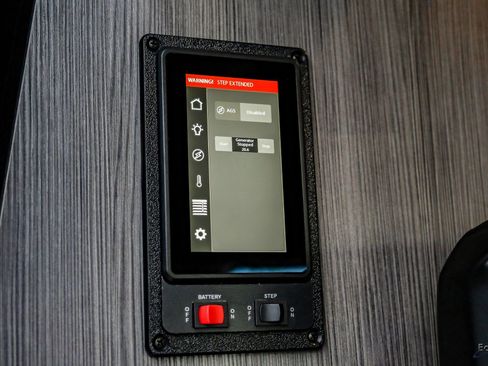 Used 2022 Mercedes-Benz Sprinter 3500 image 82