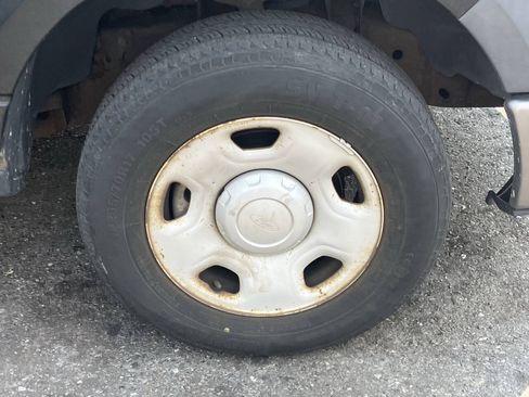 Used 2009 Ford F150 XL RWD image 13