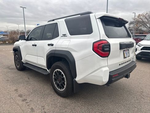 Used 2025 Toyota 4Runner TRD Off-Road image 5