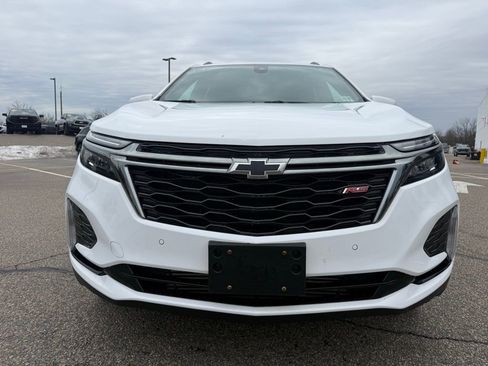 Used 2022 Chevrolet Equinox RS image 3