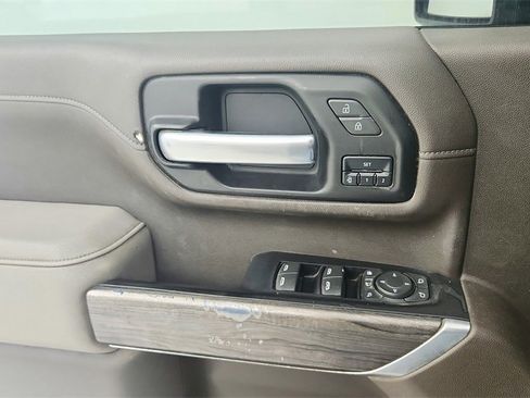 Used 2022 Chevrolet Silverado 2500 LTZ w/ LTZ Texas Edition image 25