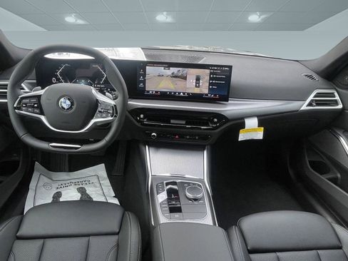 Used 2025 BMW 330i Sedan w/ Premium Package image 14