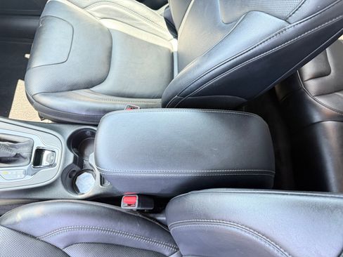 Used 2023 Jeep Cherokee Altitude Lux image 14