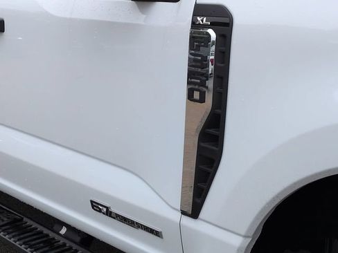 New 2026 Ford F350 XL w/ XL Chrome Package AWD/4WD image 12