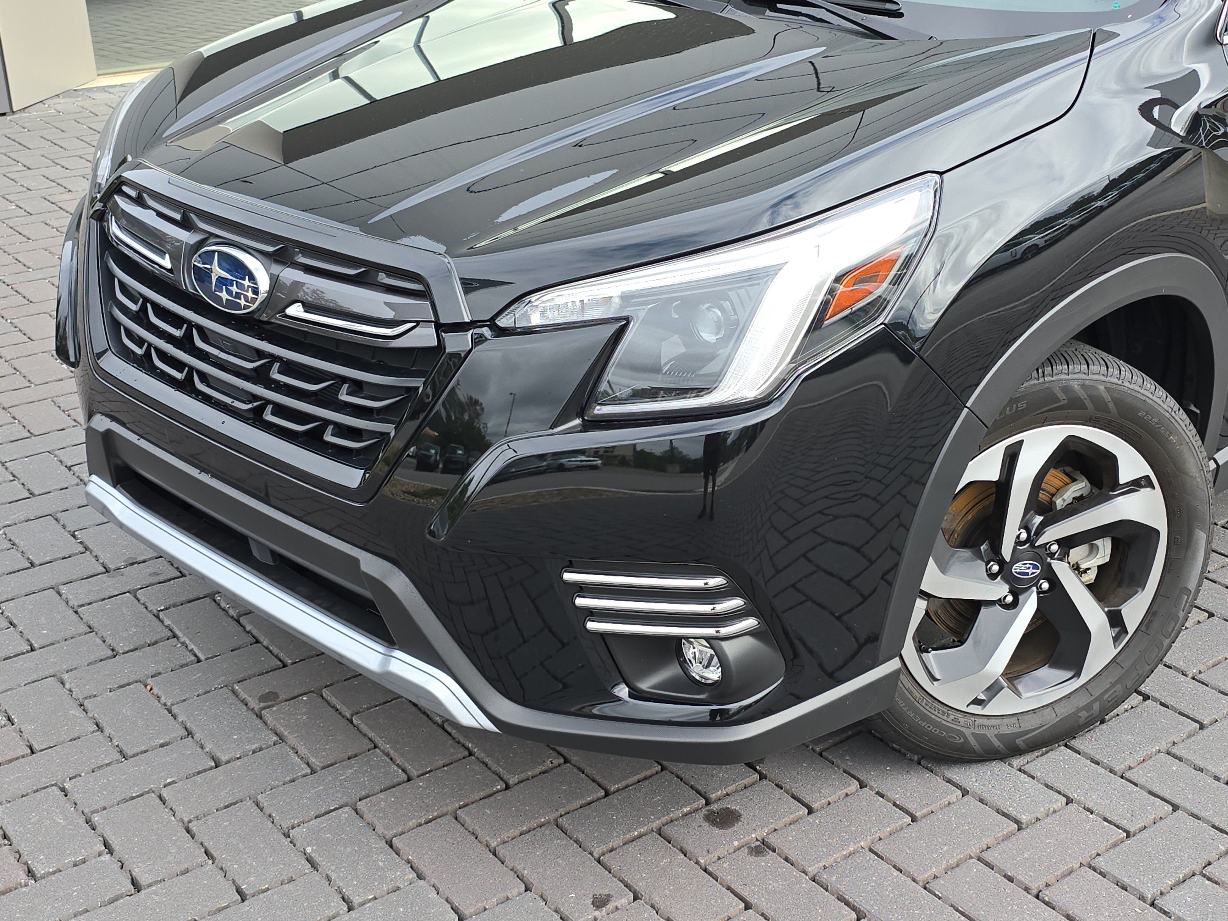 Used 2024 Subaru Forester Touring AWD/4WD image 9