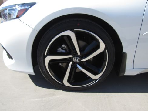 Used 2022 Honda Accord Sport Special Edition image 4