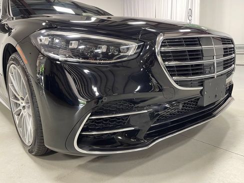 Used 2023 Mercedes-Benz S 580 4MATIC Sedan image 11