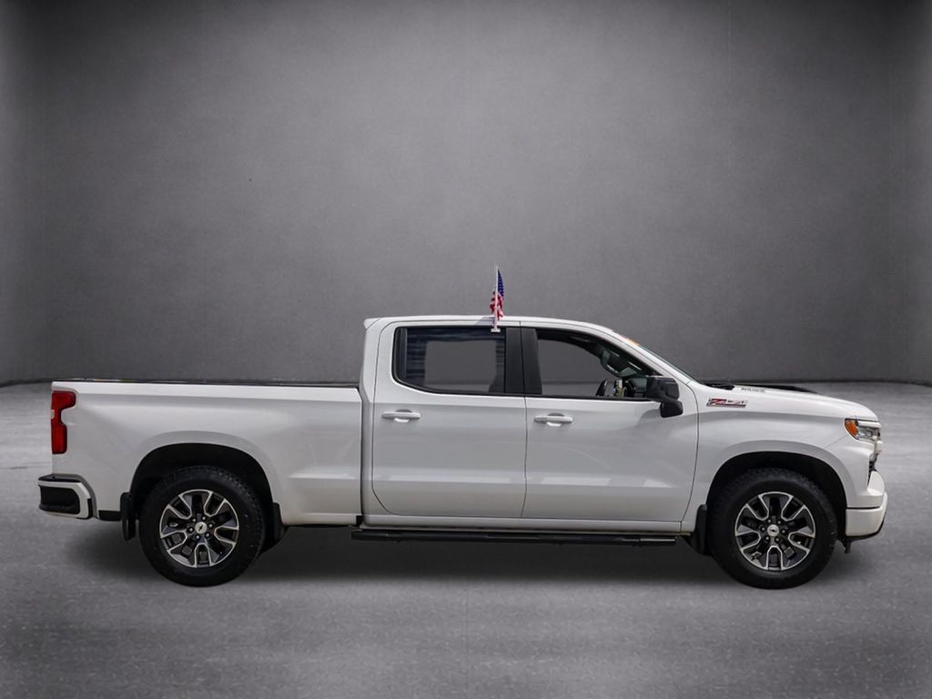 Used 2024 Chevrolet Silverado 1500 RST w/ Convenience Package II AWD/4WD image 3