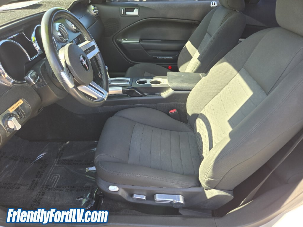 Used 2008 Ford Mustang GT RWD image 10