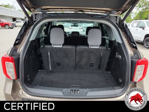 Used 2021 Ford Explorer XLT w/ Equipment Group 202A RWD image 14