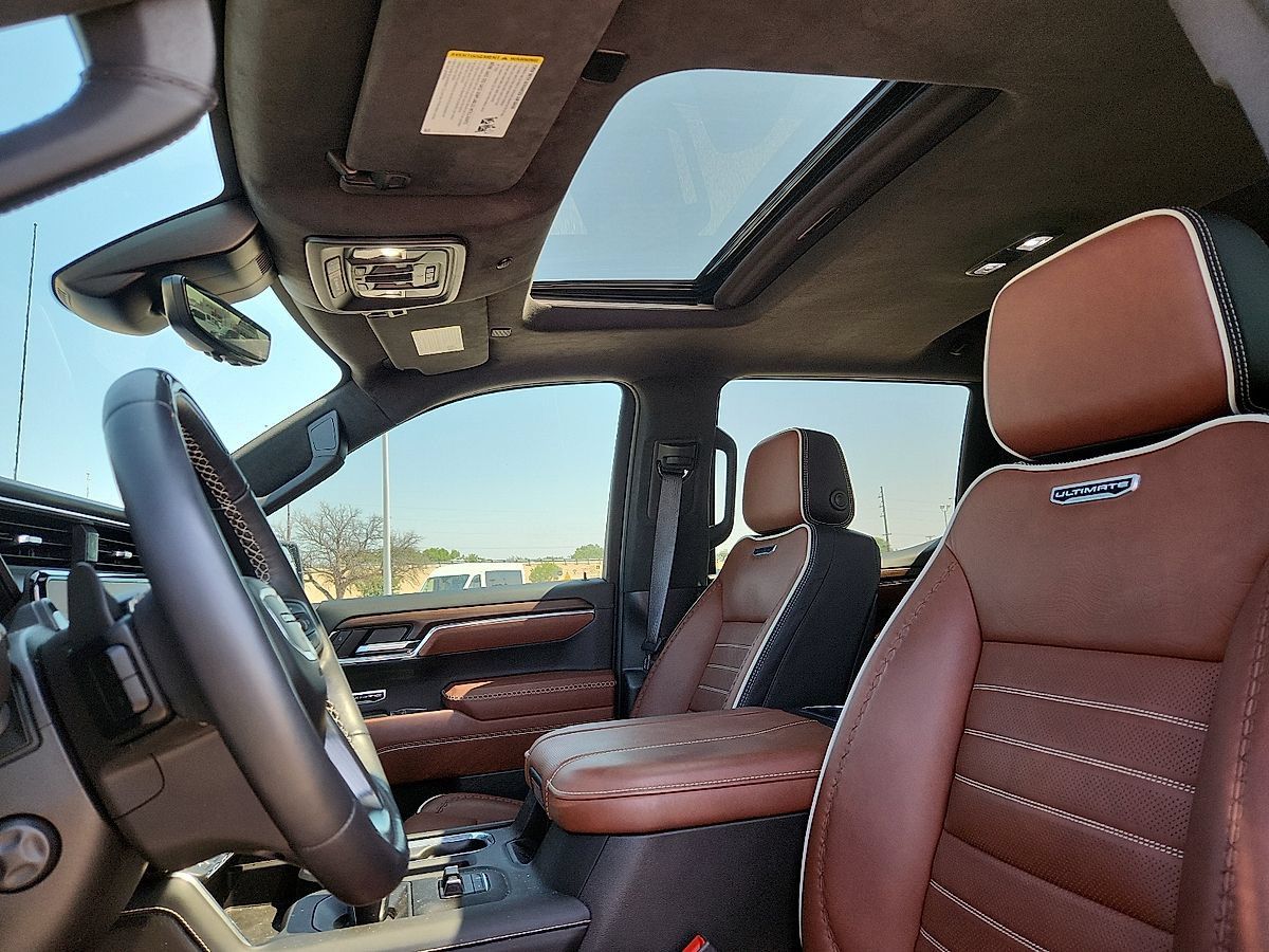 Used 2024 GMC Sierra 1500 Denali Ultimate AWD/4WD image 7