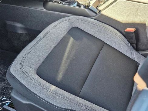 New 2025 Ford Bronco Base image 4