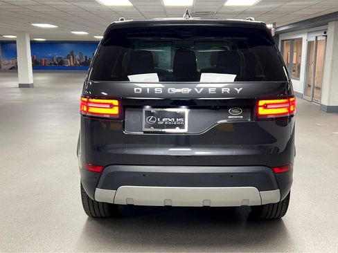 Used 2020 Land Rover Discovery HSE image 6