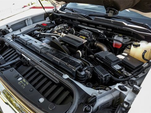 Used 2022 Chevrolet Silverado 2500 High Country w/ Safety Package II image 55