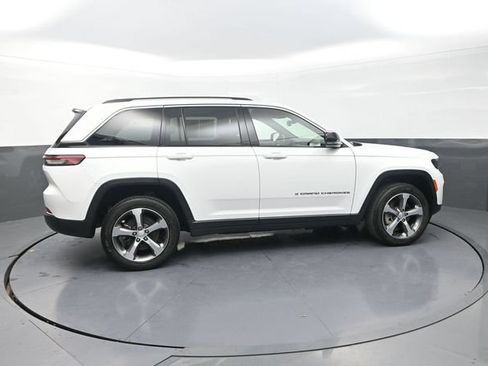 Used 2022 Jeep Grand Cherokee Limited 4xe AWD/4WD image 10