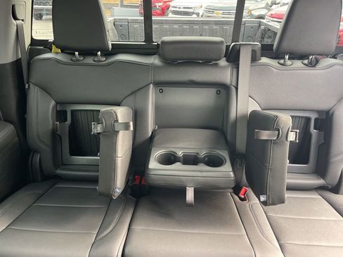 Used 2025 Chevrolet Silverado 1500 LT Trail Boss w/ LT Trail Boss Premium Package image 15