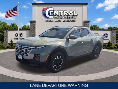Used 2023 Hyundai Santa Cruz SEL Premium AWD/4WD image 3