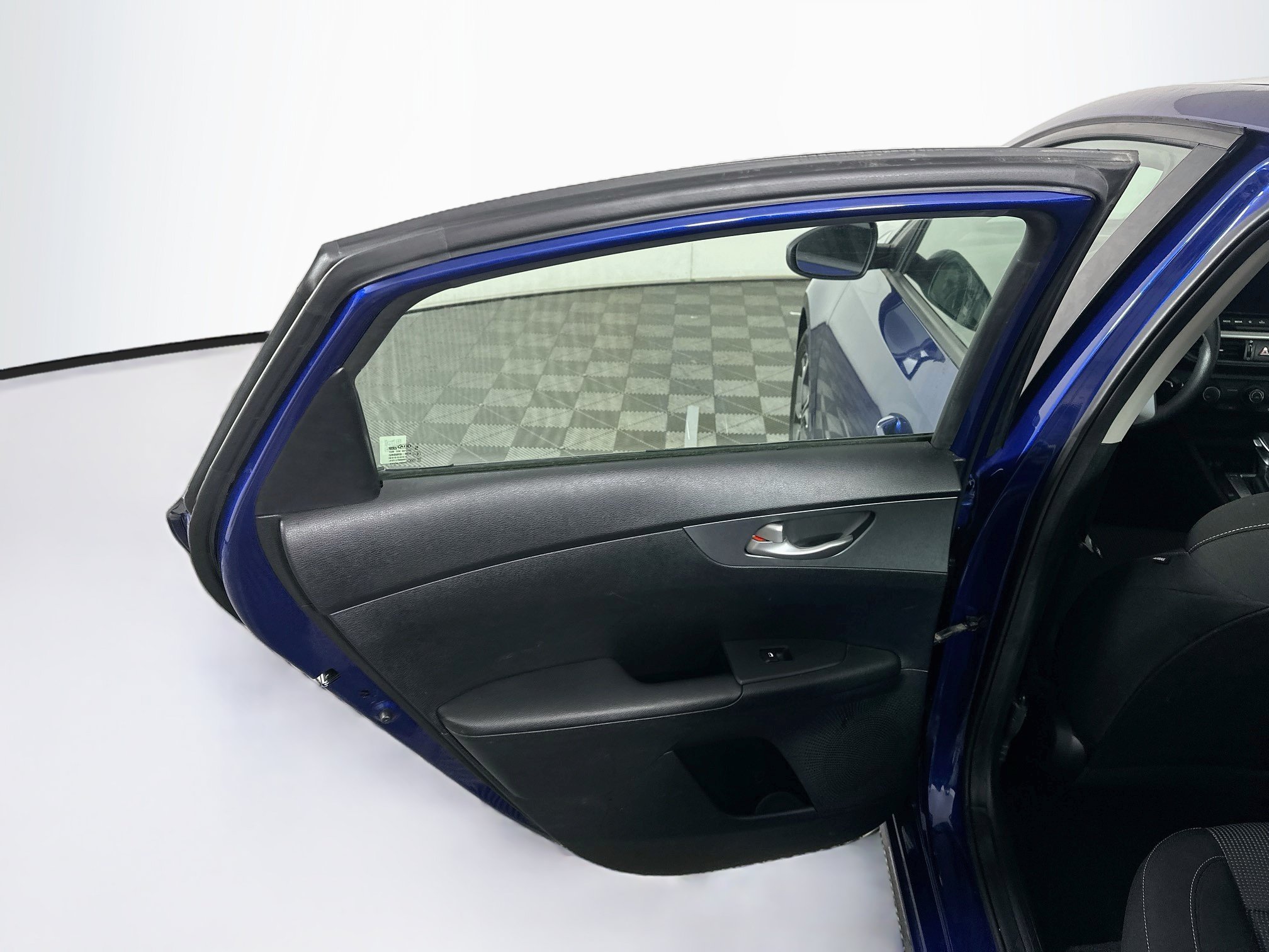 Used 2020 Kia Forte LXS FWD image 25