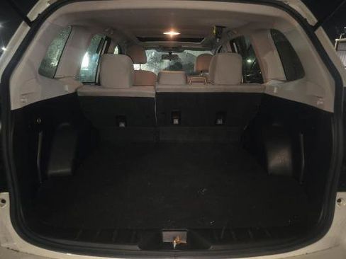 Used 2015 Subaru Forester 2.5i Premium image 7