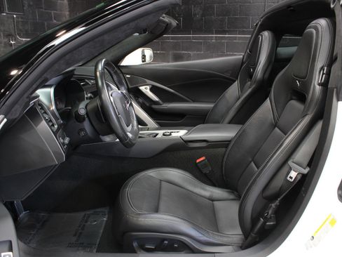 Used 2019 Chevrolet Corvette Stingray Coupe image 37