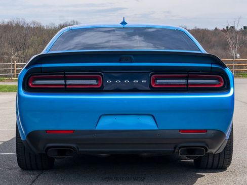 Used 2023 Dodge Challenger SRT Hellcat image 7