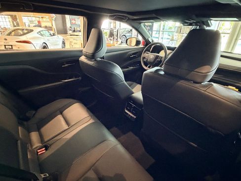 New 2026 Toyota Crown Signia AWD/4WD image 9